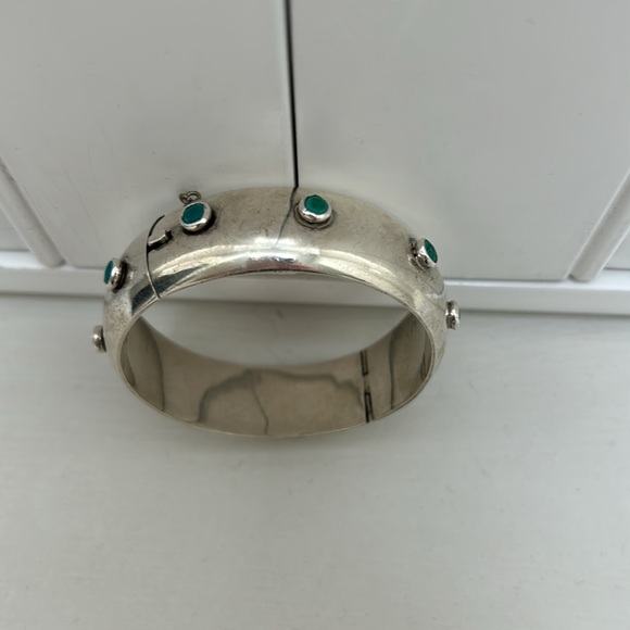 Turquoise and Silver Bangle - Picture 2 of 6